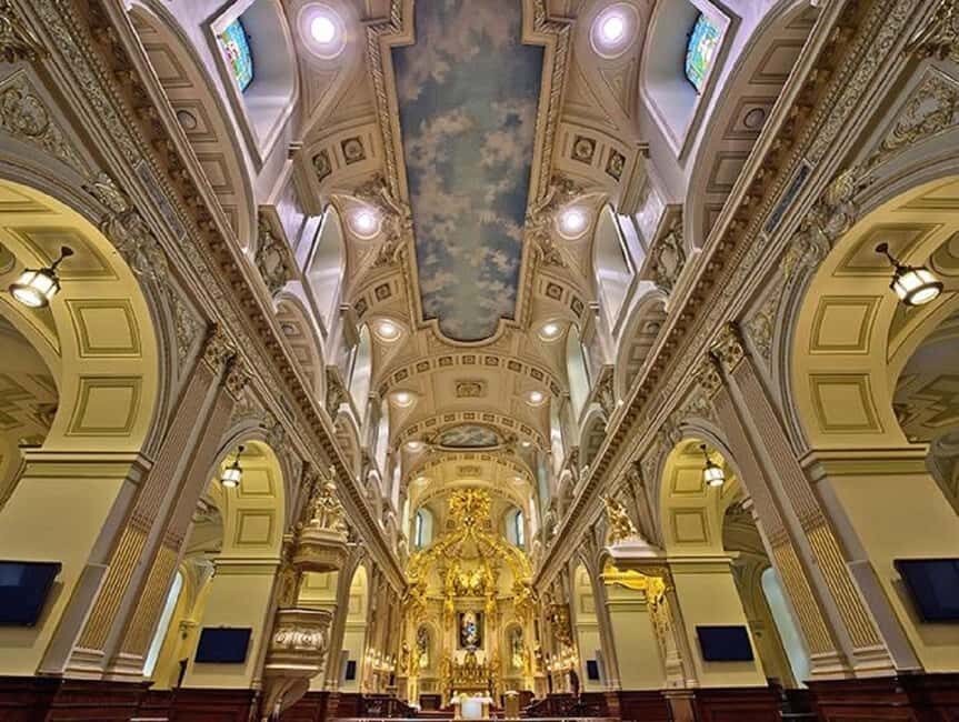 Small group: Toronto, Montreal, Quebec & Niagara 4-Day Tour - Day 3: Mont Tremblant, Ottawa’s in-depth sights, then a return to the Toronto area